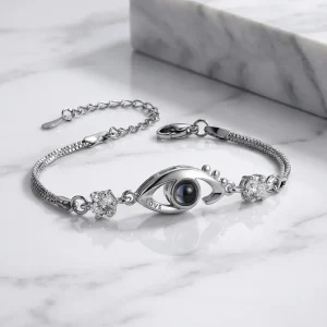Armband med Bild Inuti – Skyddande Öga i Zirkonia, LOVE-gravyr